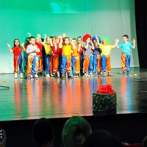 Приредба Новогодишња чаролија (3)