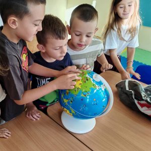 Планета у коферу (4)