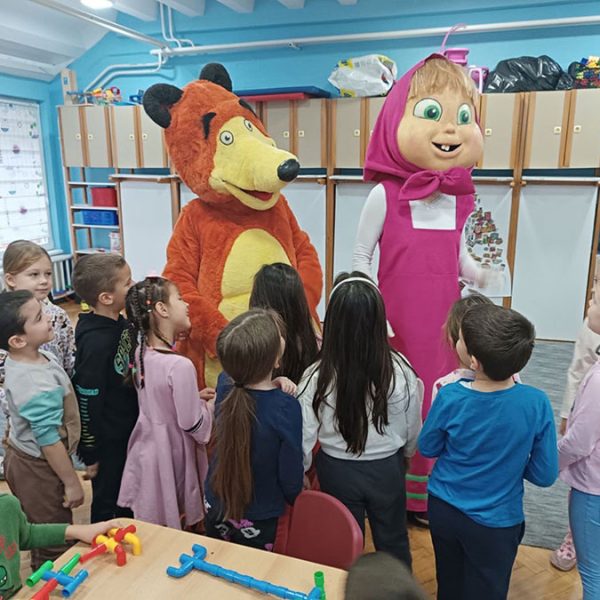 Маша и Меда (1)