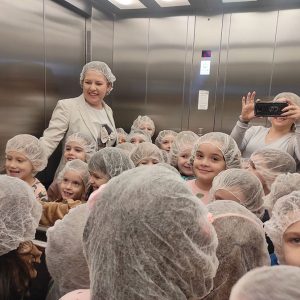 Феноменална сарадња са посластичарницом „Поко локо” (3) Феноменална сарадња са посластичарницом „Поко локо” (3)