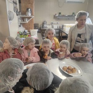 Феноменална сарадња са посластичарницом „Поко локо” (9) Феноменална сарадња са посластичарницом „Поко локо” (9)