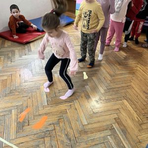 Игре у простору (5) Игре у простору (5)