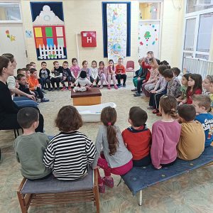 Шта то ради бабица (2)