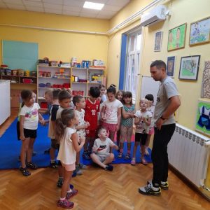 вртић Ласта-4