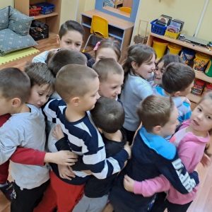 Вртић Лане (13) Вртић Лане (13)