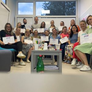 ПОДРШКА, НЕ ПЕРФЕКЦИЈА (2) ПОДРШКА, НЕ ПЕРФЕКЦИЈА (2)