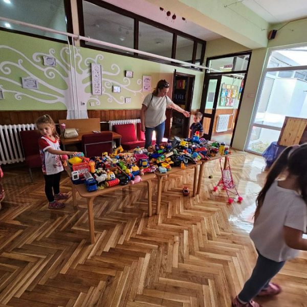 Вртић Пупољак (1) Вртић Пупољак (1)