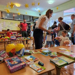 Вртић Пупољак (10) Вртић Пупољак (10)