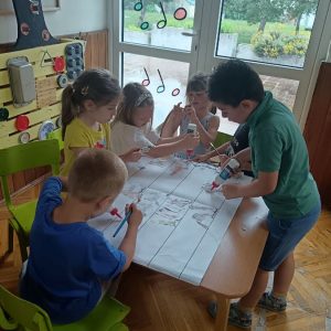 Вртић Пупољак (9) Вртић Пупољак (9)