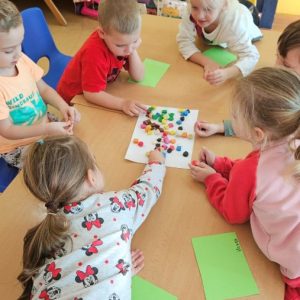 Решио аутобус да обиђе глобус (5) Решио аутобус да обиђе глобус (5)