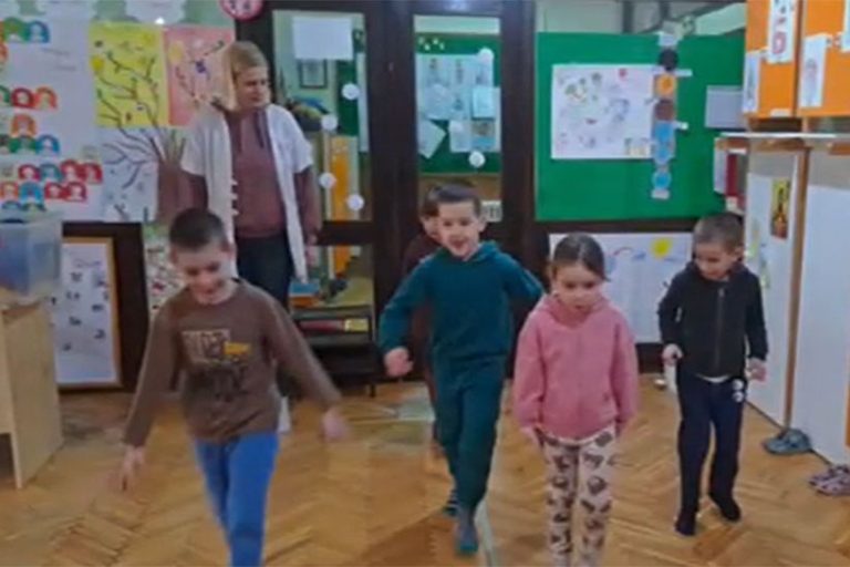 sta-sve-jaca-moja-stopala